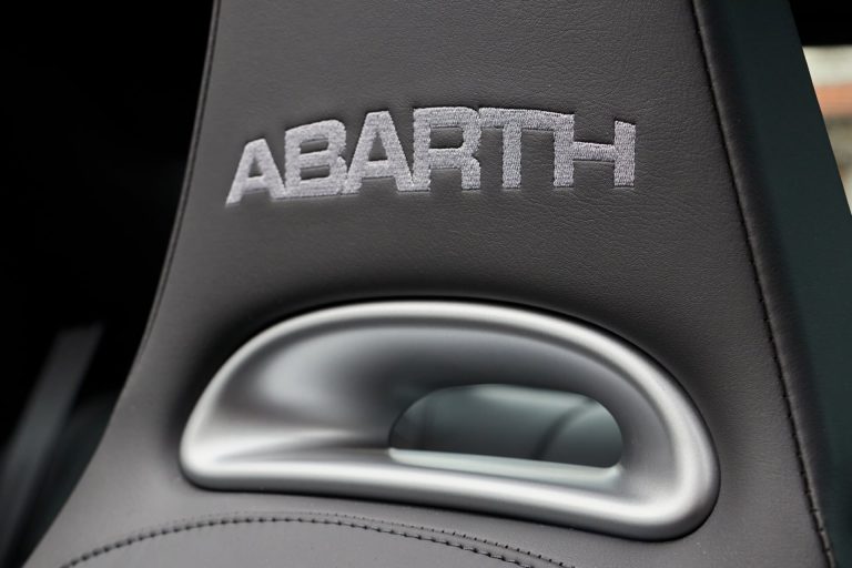 Abarth-595-Komfort-2