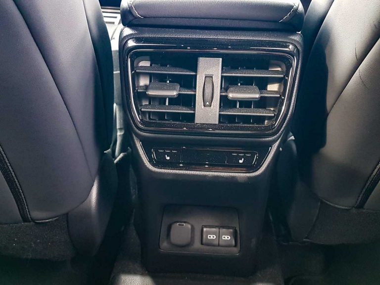Lexus NX 450h Klimaautomatik