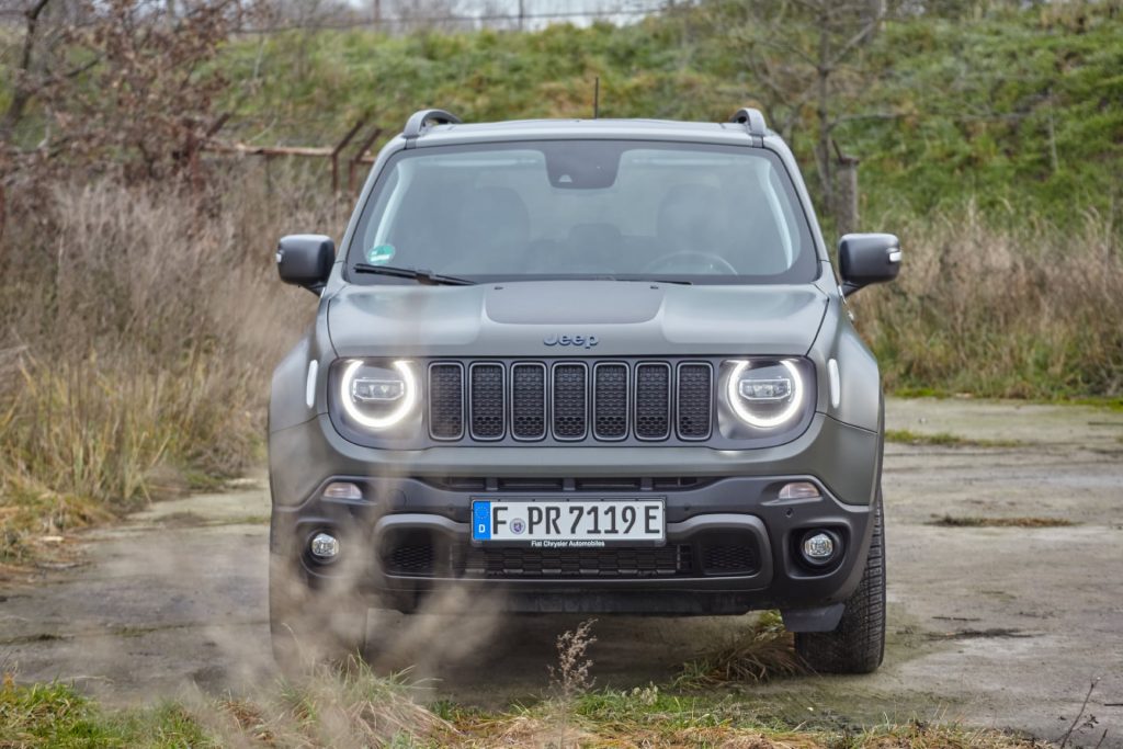 Jeep-Renegade-Front