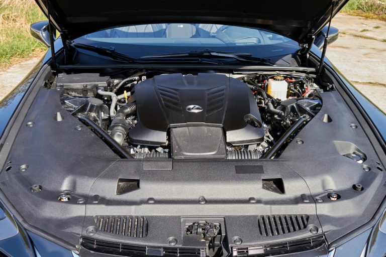 Lexus LC 500 Motor